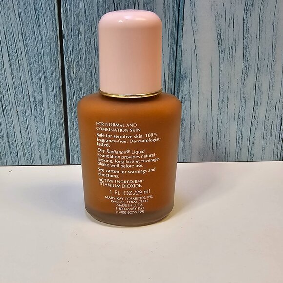 Mary Kay Day Radiance Liquid Foundation Bittersweet Bronze #5754 - NIB Old Stock - Picture 3 of 8